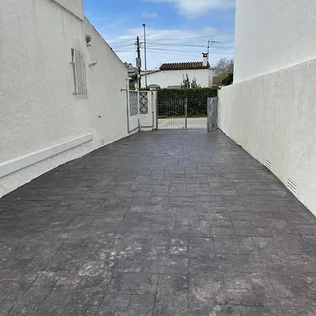 Townhouse With Pool Empuriabrava